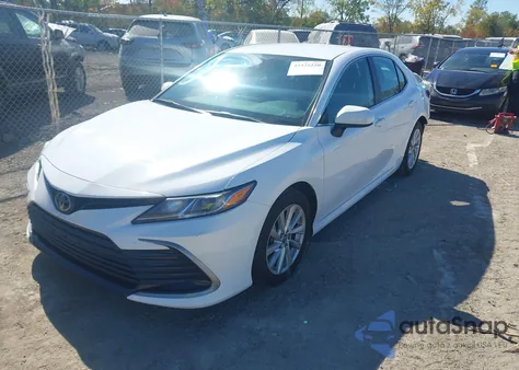 2021 Toyota Camry Le from USA, damaged, VIN 4T1C11AKXMU553071